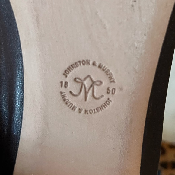 EUC two toned, leopard print pointy toed Johnston and Murphy flats - Picture 3 of 6